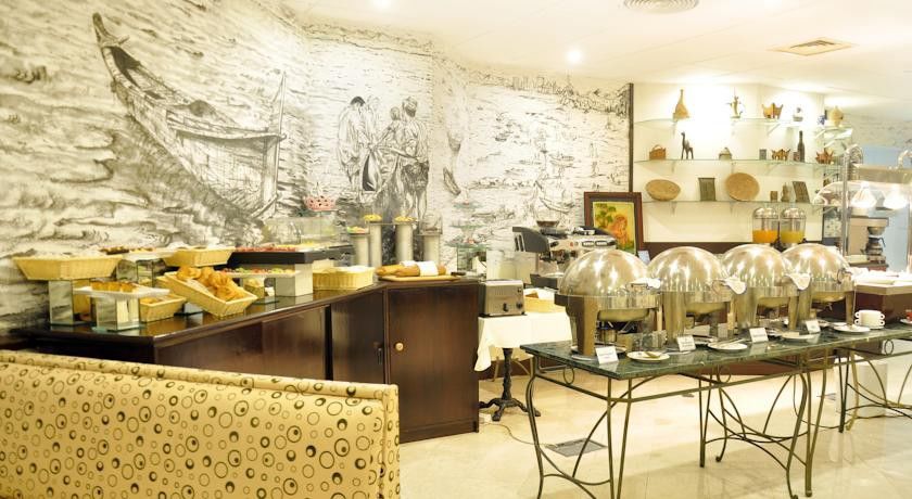Tulip Downtown 3* Maskat