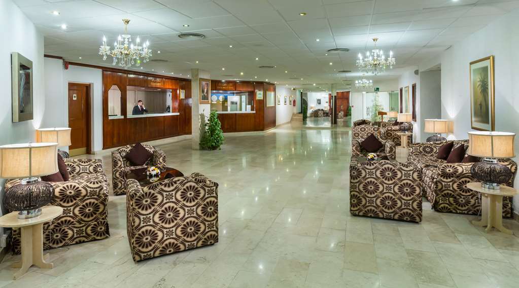 Hotel Tulip Downtown Mascate